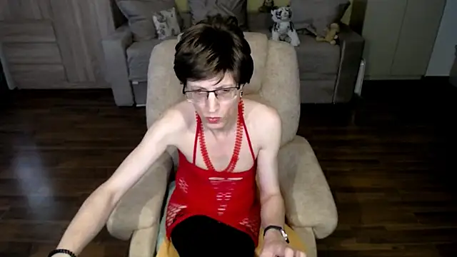 Snapshot of clementine chatting on April 23, 2026, 12:29 pm clementine online show from April 23, 2026, 12:29 pm