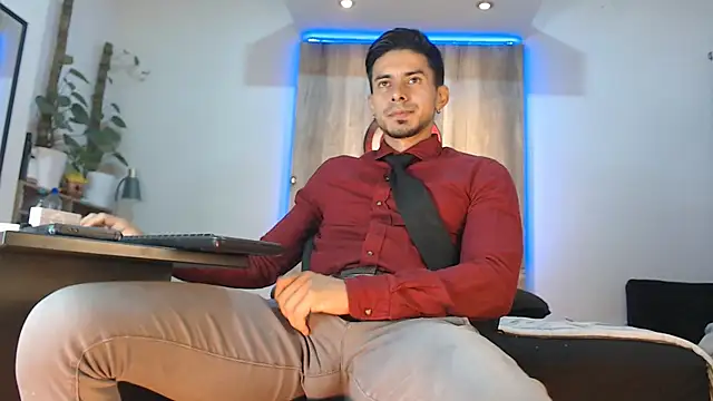 Andrew 4  online show from March 25, 2026, 3:12 am