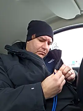 Snapshot of Andrew1900529 chatting on January 9, 2026, 12:19 pm Andrew1900529 online show from January 9, 2026, 12:19 pm