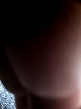 Snapshot of Slutash chatting on January 19, 2025, 7:15 pm Slutash online show from January 19, 2025, 7:15 pm