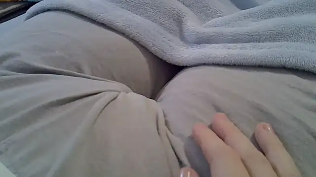 perescam online show from September 14, 2025, 6:29 pm