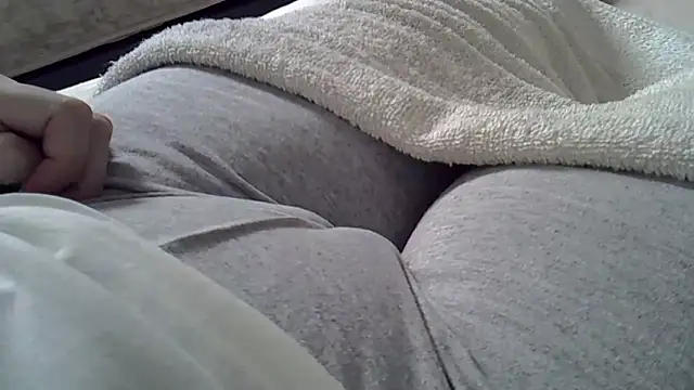 perescam online show from February 15, 2026, 6:59 pm