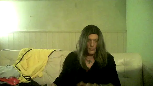 SassyAmanda87 online show from October 27, 2025, 7:29 pm