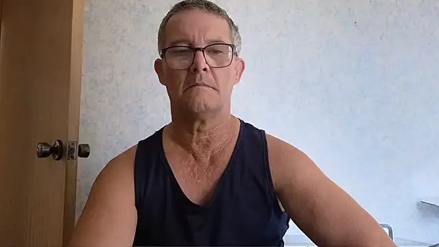 Snapshot of bigballnz chatting on February 18, 2025, 4:37 am bigballnz online show from February 18, 2025, 4:37 am