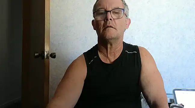 Snapshot of bigballnz chatting on February 24, 2025, 12:52 am bigballnz online show from February 24, 2025, 12:52 am