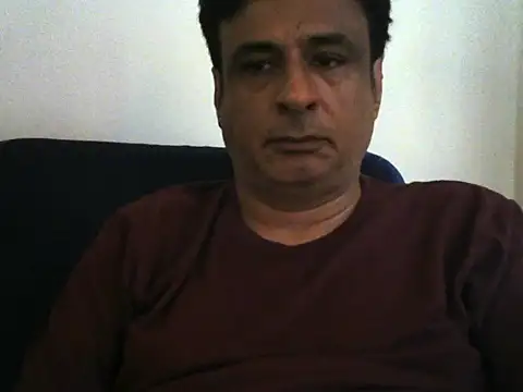 Snapshot of desipapaxxx chatting on October 19, 2025, 11:11 am desipapaxxx online show from October 19, 2025, 11:11 am