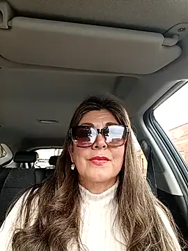 Snapshot of emma_tour chatting on May 8, 2026, 8:03 pm emma tour online show from May 8, 2026, 8:03 pm