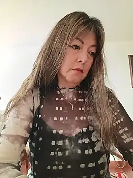 Snapshot of emma_tour chatting on May 30, 2026, 7:33 pm emma tour online show from May 30, 2026, 7:33 pm