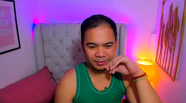 AsianZero online show from February 1, 2025, 8:16 pm