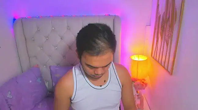 AsianZero online show from February 17, 2025, 4:48 pm