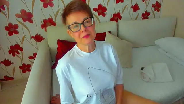 JennAlison online show from February 3, 2025, 11:31 am