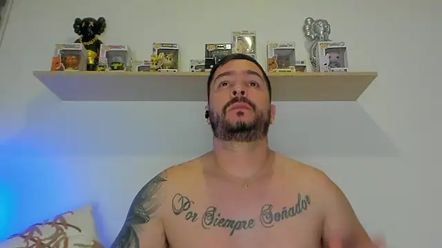 camilo restrepo21 online show from April 5, 2026, 12:08 am