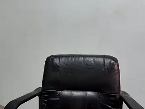 Snapshot of Emmaa_5 chatting on February 15, 2025, 1:42 am Emmaa 5 online show from February 15, 2025, 1:42 am