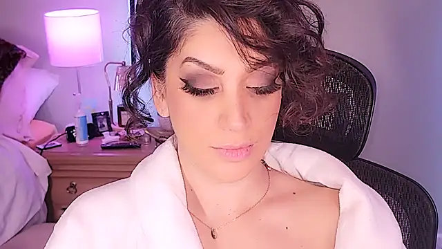 Wonderful Woman online show from March 15, 2025, 4:57 am