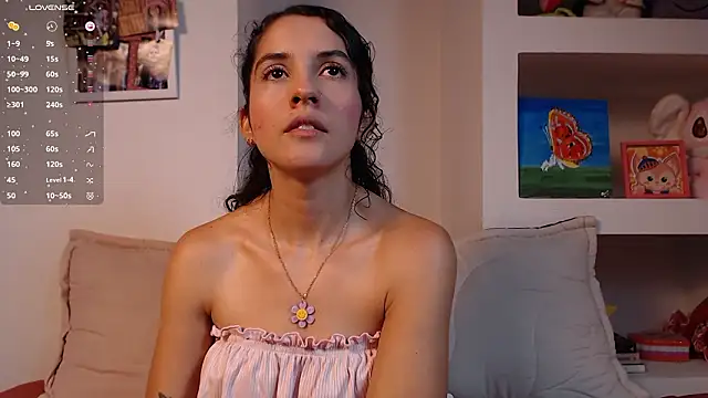 lailypink online show from February 25, 2026, 11:58 pm