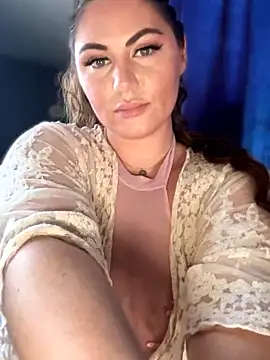 lovely beast online show from March 27, 2026, 4:40 pm