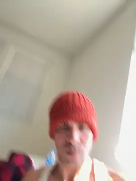 SebastianReiss online show from April 19, 2026, 10:01 pm