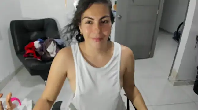 nicoledavis online show from March 15, 2025, 2:46 am