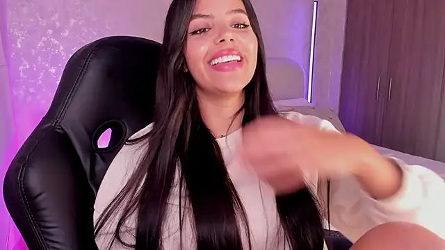 Snapshot of salome__11 chatting on February 19, 2025, 5:16 am salome  11 online show from February 19, 2025, 5:16 am