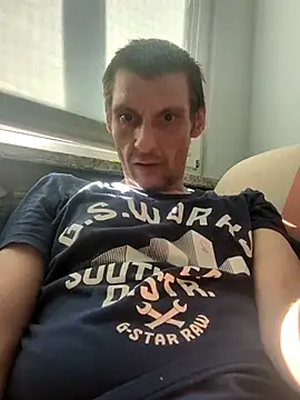 maciej online show from June 26, 2026, 4:33 pm