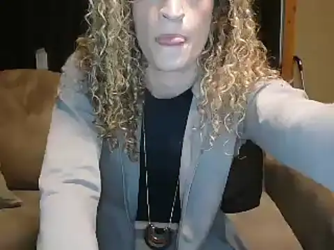 Snapshot of AshleyRain chatting on July 28, 2026, 2:18 am AshleyRain online show from July 28, 2026, 2:18 am
