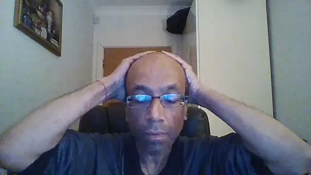 rauncher1 online show from January 6, 2026, 9:02 am