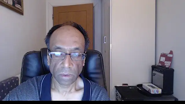 Snapshot of rauncher1 chatting on February 12, 2026, 9:37 am rauncher1 online show from February 12, 2026, 9:37 am