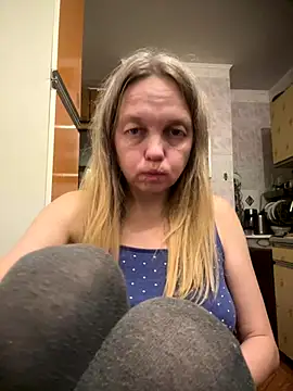 Susanel online show from November 14, 2025, 9:57 pm