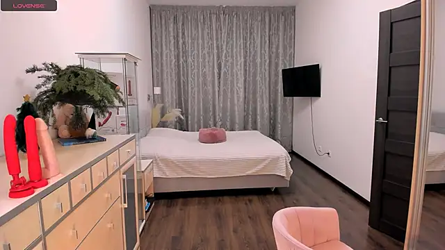 Snapshot of Bianca_lala chatting on December 15, 2024, 1:00 pm Bianca lala online show from December 15, 2024, 1:00 pm