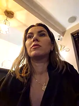 FeliciaKrige online show from February 21, 2025, 3:01 am