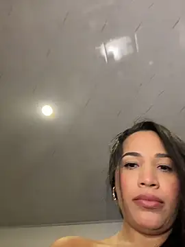 SQUIRTINGQUEEN11 online show from March 25, 2026, 3:12 am