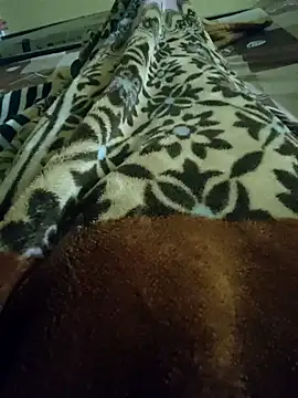 Samsharma1170 online show from January 29, 2025, 5:45 pm