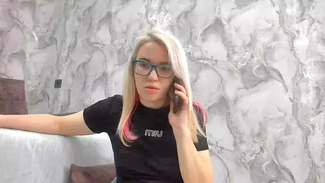 Snapshot of succubus chatting on March 9, 2025, 10:19 am succubus online show from March 9, 2025, 10:19 am