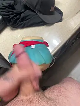 Snapshot of cumgitsumdic chatting on March 14, 2025, 10:38 pm cumgitsumdic online show from March 14, 2025, 10:38 pm