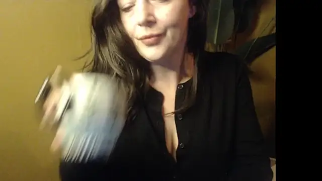 cloe85nl online show from February 6, 2026, 7:50 pm