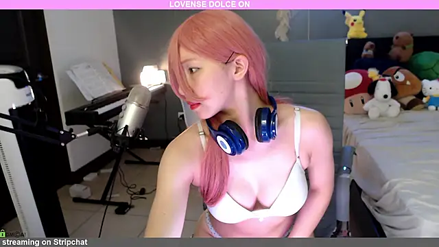 Snapshot of minarocket_ chatting on January 18, 2026, 5:06 pm minarocket online show from January 18, 2026, 5:06 pm