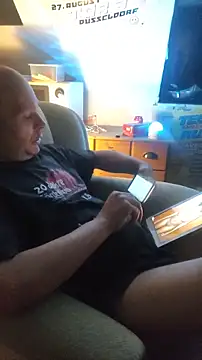 hardcap online show from November 11, 2025, 9:15 pm