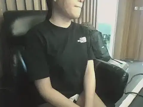 sara kimoo online show from February 27, 2025, 5:26 pm