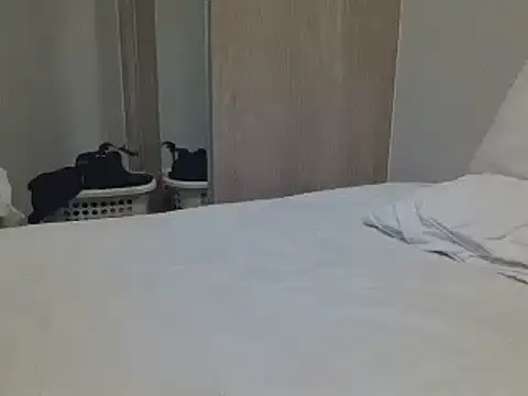 sara kimoo online show from March 5, 2025, 8:42 pm