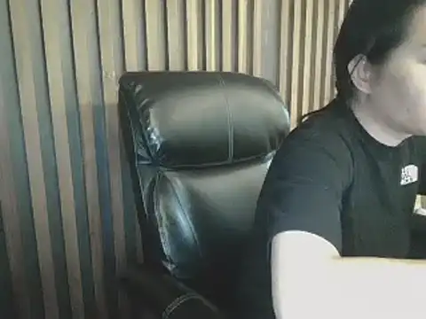 sara kimoo online show from March 10, 2025, 6:56 pm