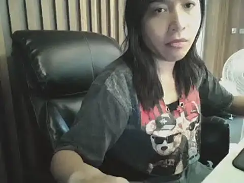 sara kimoo online show from March 18, 2025, 8:15 pm