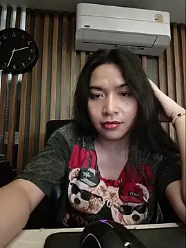 sara kimoo online show from November 5, 2025, 7:36 pm