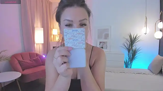 MilenaMellow online show from March 11, 2025, 9:04 pm