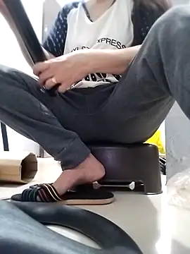 Snapshot of DelightDorothy34 chatting on September 19, 2025, 10:43 pm DelightDorothy34 online show from September 19, 2025, 10:43 pm