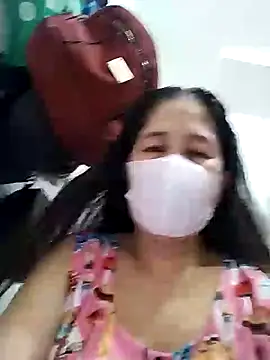 Snapshot of DelightDorothy34 chatting on November 18, 2025, 1:22 am DelightDorothy34 online show from November 18, 2025, 1:22 am