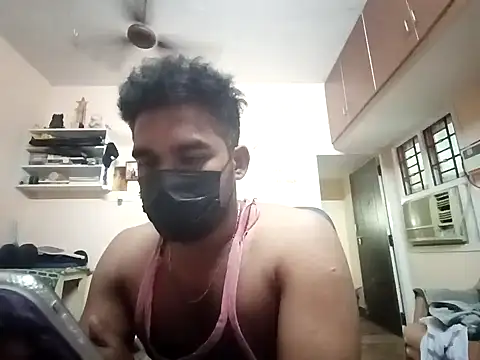 Snapshot of luckyloki chatting on February 20, 2025, 8:50 am luckyloki online show from February 20, 2025, 8:50 am