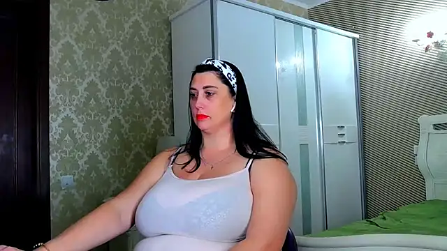 Evelyn Shy online show from January 9, 2025, 9:59 am