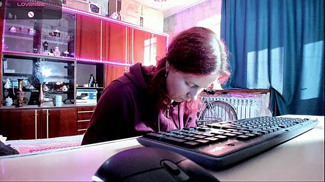 pa1e pr1ncess online show from March 12, 2025, 12:36 pm