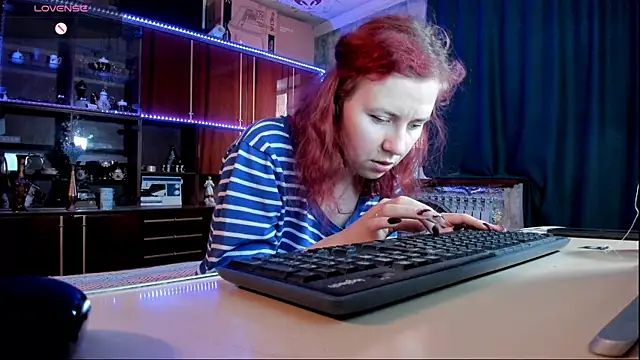 pa1e pr1ncess online show from March 22, 2025, 6:11 am