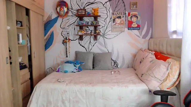 LinzyBaner online show from March 3, 2026, 9:31 pm